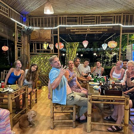 Hoanglong Riverside Homestay Ниньбинь Экстерьер фото