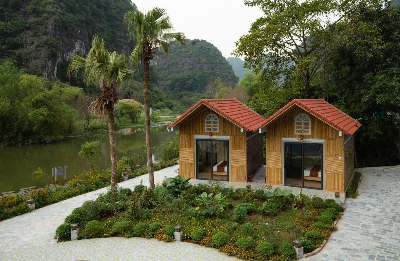 Hoanglong Riverside Homestay Ниньбинь Экстерьер фото