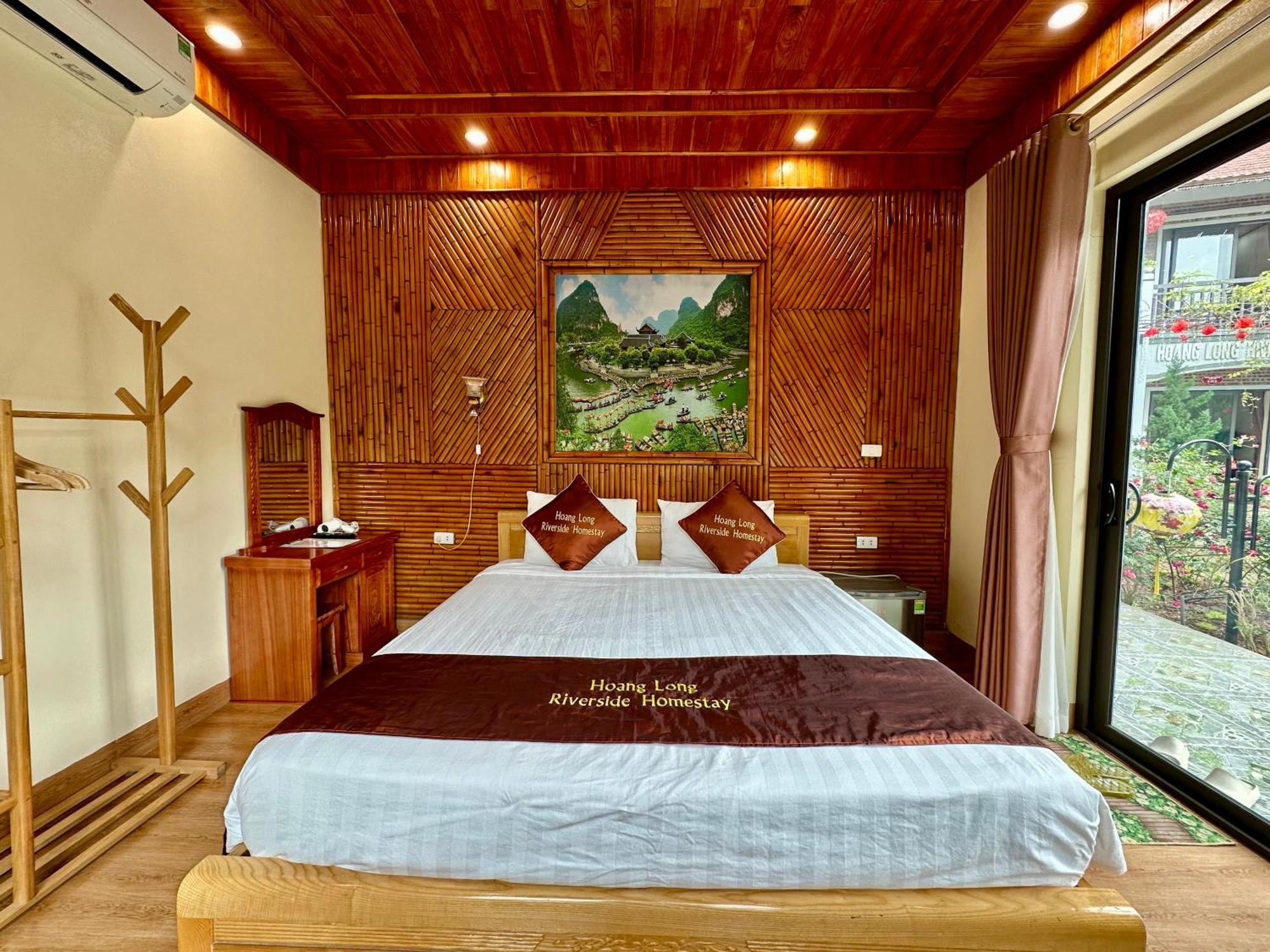 Hoanglong Riverside Homestay Ниньбинь Экстерьер фото