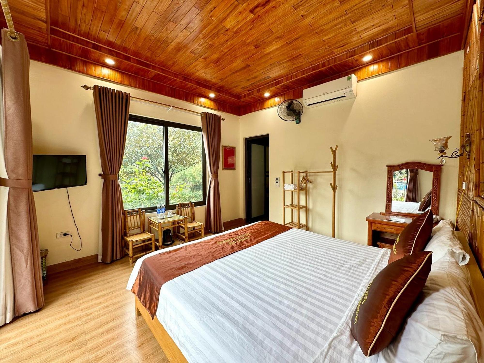Hoanglong Riverside Homestay Ниньбинь Экстерьер фото